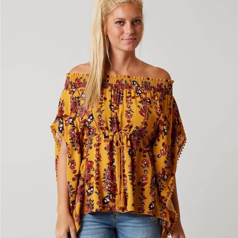 Coco + Jaimeson Yellow Floral Off-Shoulder Top – Sz L